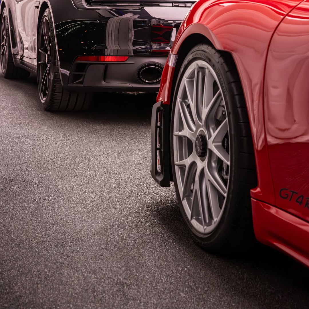 美蒂石高端超跑展厅地坪案例 | Meidis Resin Binder Supercar Showroom Floor Case - 套装图