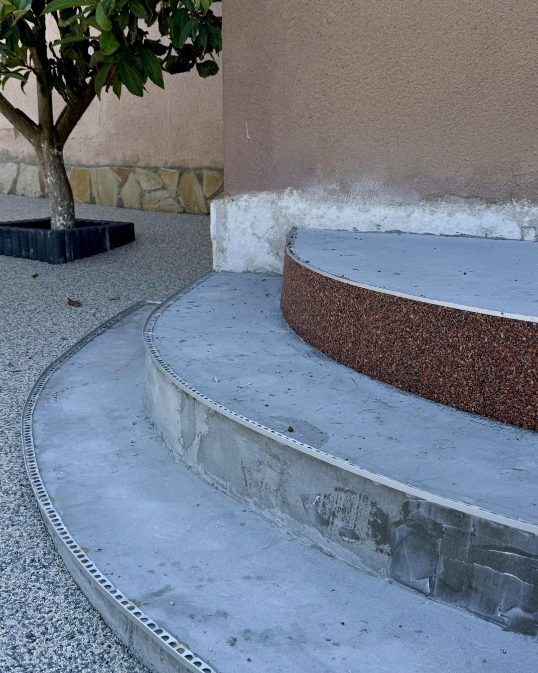 美蒂石弧形入户双色砾石台阶庭院案例 | Meidis Resin Binder Curved Entrance Two-Color Gravel Stair Project - 套装图
