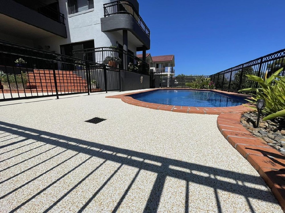 美蒂石私宅泳池艺术砾石地坪 | Meidis Premium Poolside Resin Aggregate Terrace