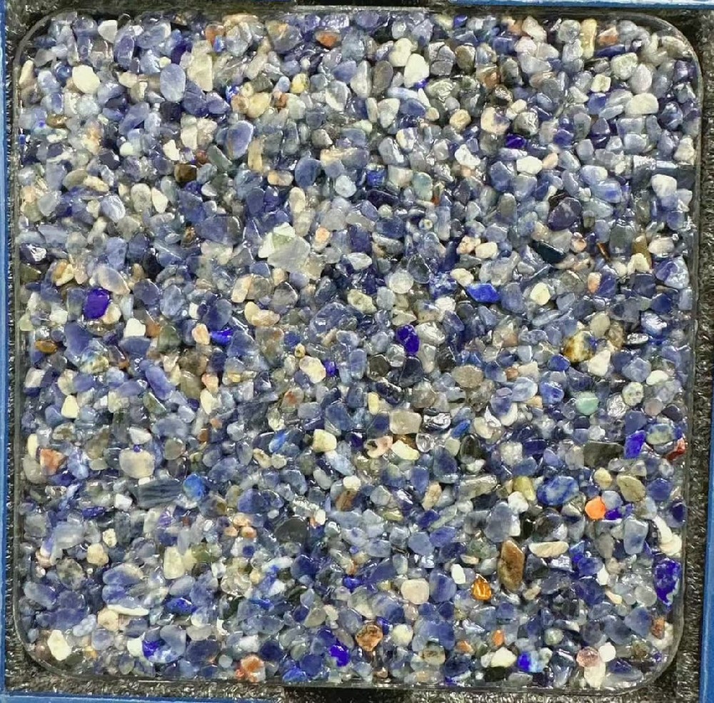靛蓝彩岩砾